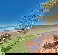 Beachfront Zilzie Holiday Home and Cottage - Accommodation Australia