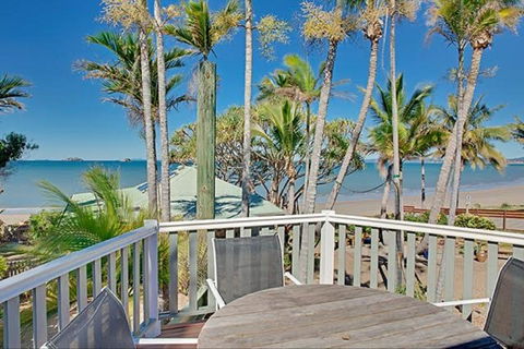 Beachfront Zilzie Holiday Home And Cottage - Accommodation Australia 3