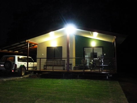 Bellthorpe Stays - Nature's Retreat - Local Tourism 2