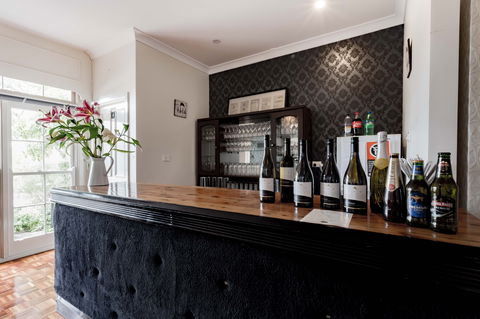 Bundanoon Country Inn Motel - Local Tourism 8