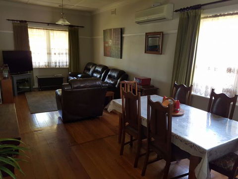 Calbung Stays Ballarat - Accommodation Australia 3