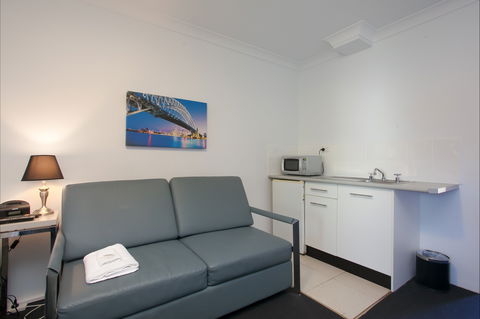 Central Railway Hotel - Local Tourism 4