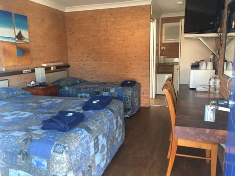 Coonamble Motel - Local Tourism 4