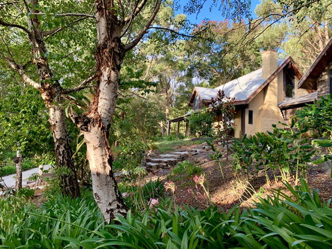 Emerald Star Cottages - Accommodation Australia 4