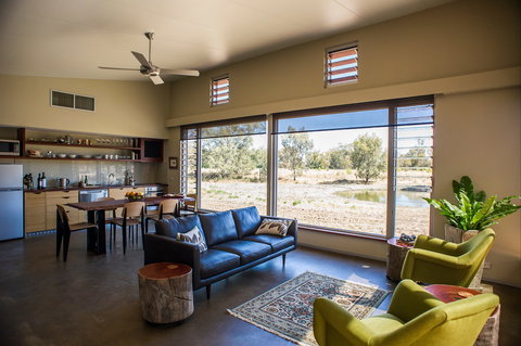 Girragirra Retreat - Australia Shopping 3