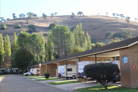 Gundagai Cabins And Tourist Park - Local Tourism 0