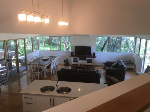 Kangaroo Hollow Preston Beach - Local Tourism 1