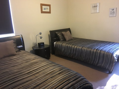 Kangaroo Hollow Preston Beach - Local Tourism 5