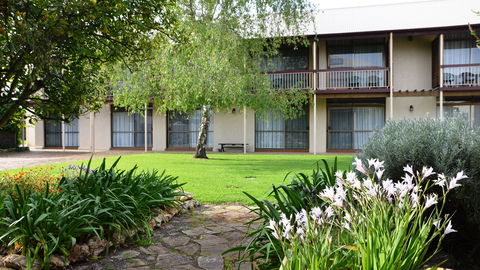 Coonawarra Motor Lodge - Local Tourism 0