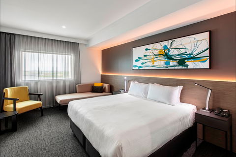 Mercure Sunshine Coast Kawana Waters - Accommodation Australia 1