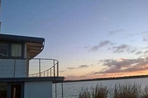 PS Federal Retreat Goolwa - Local Tourism 0