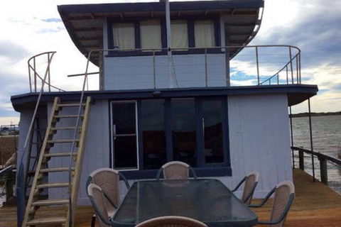 PS Federal Retreat Goolwa - Local Tourism 1
