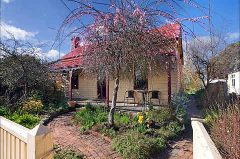 Ripon Cottage - Accommodation Australia 0