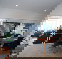 Starfish Beach House - Local Tourism