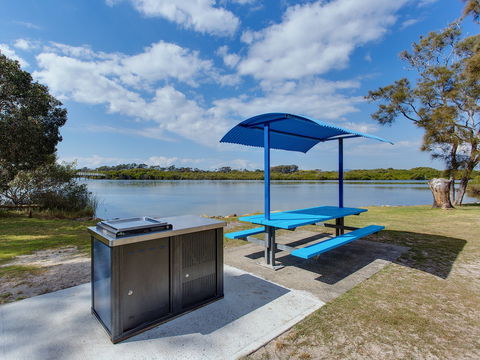 Stuarts Point Holiday Park - Accommodation Australia 1