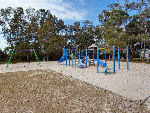 Stuarts Point Holiday Park - Accommodation Australia 3