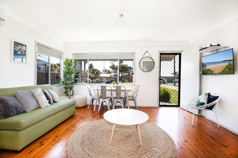 Sun Shack At  Culburra - Accommodation Australia 0