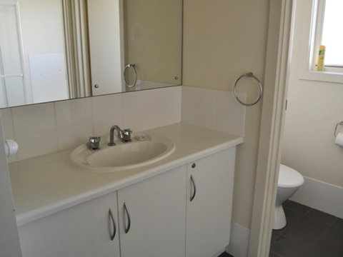 The Dwicke - Accommodation Australia 7