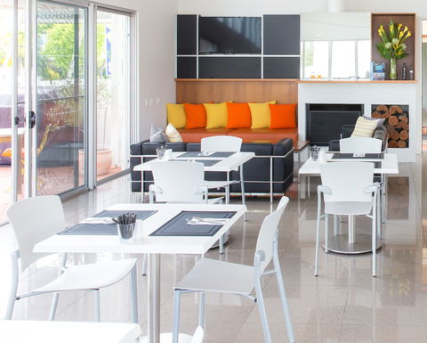 The Horatio Motel And King Suites - Local Tourism 1