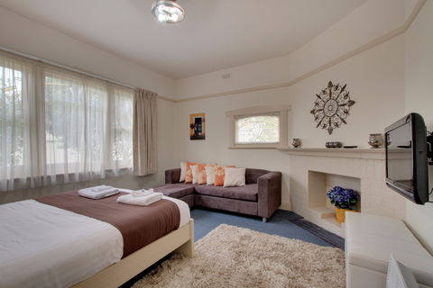 Amy Cottage - Bed n Breakfasts 2