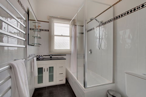 Amy Cottage - Bed n Breakfasts 8