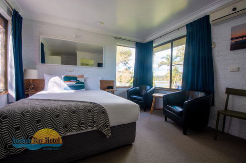 Anchor Bay Motel - Local Tourism 1