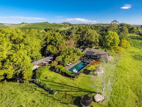 Aria - Australia Shopping 1