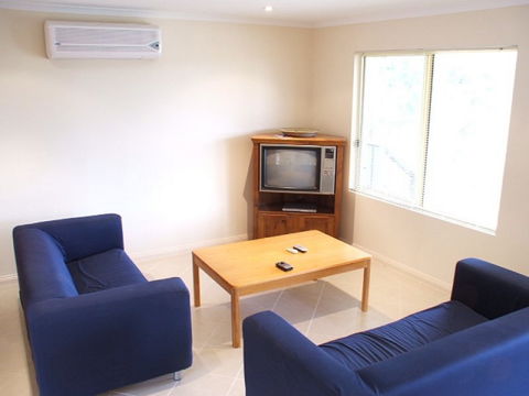 Carnegie House - Accommodation Australia 1