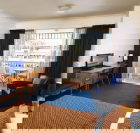 City Oasis Inn - Accommodation Australia