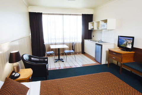 City Oasis Inn - Accommodation Australia 2