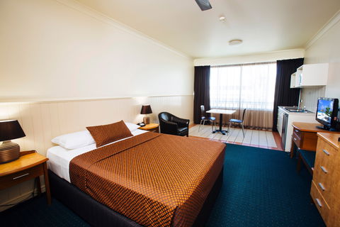 City Oasis Inn - Accommodation Australia 3