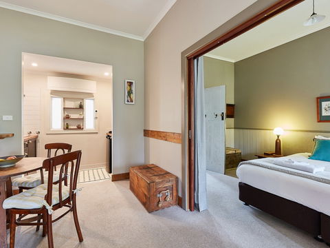 Forrest Guesthouse - Local Tourism 2