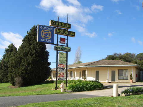 Garden Motor Inn (Golden Chain) - Local Tourism 0