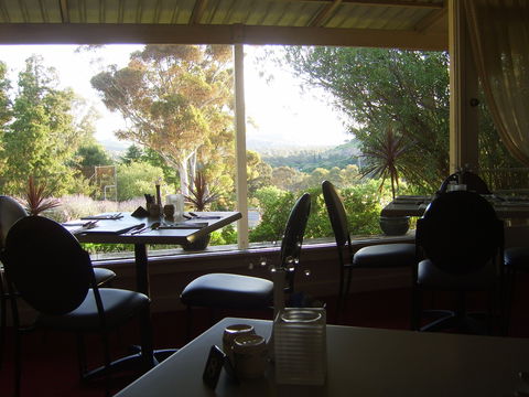 Garden Motor Inn (Golden Chain) - Local Tourism 4