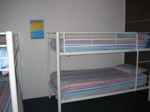 Hardwicke Beach House - Accommodation Australia 7