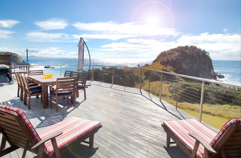 Headlands Beach House - Accommodation Australia 0