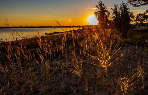 Honeymoon Bay - Australia Shopping 0