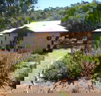 Jalbrook  Estate-  CottagesAlpacasGallery  Function Centre - Accommodation Australia