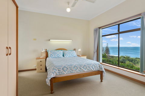 Lowtide - Accommodation Australia 7
