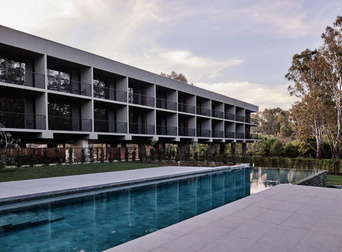 Mitchelton Hotel - Accommodation Australia 7