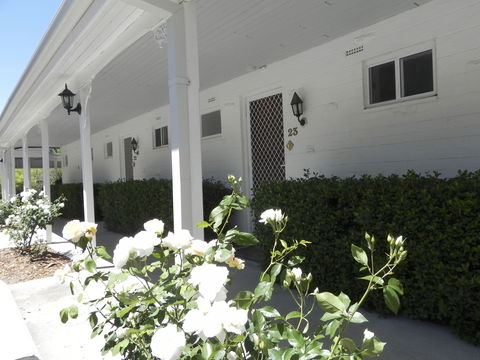 Moore Park Inn - Local Tourism 1