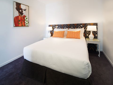 Oaks Melbourne South Yarra Suites - Local Tourism 1