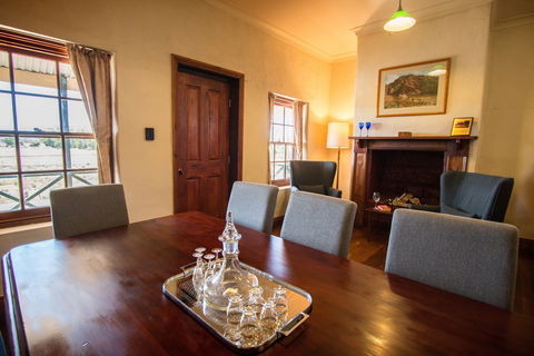 Old Swanport General Store - Accommodation Australia 4