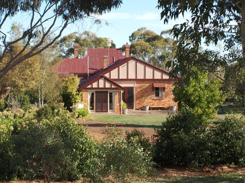 Pierrepoint Wines Bed & Breakfast - Accommodation Australia 0