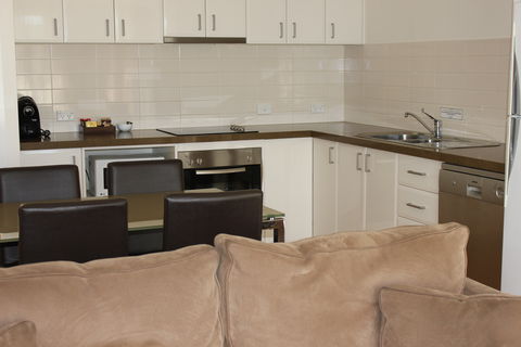 Port Campbell Parkview Motel And Apartments - Local Tourism 3