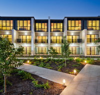 Quality Hotel Taylors Lakes - Accommodation Australia