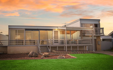 Sand Castles - Accommodation Australia 0