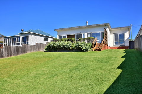Seakissed Beachhouse - Accommodation Australia 1