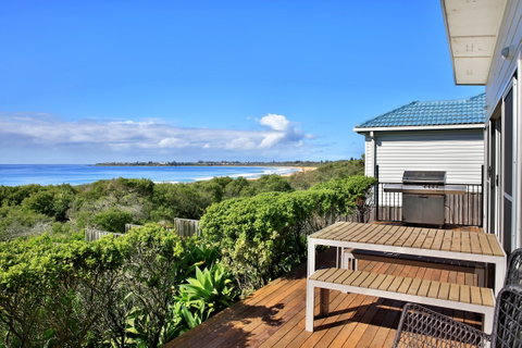 Seakissed Beachhouse - Accommodation Australia 2