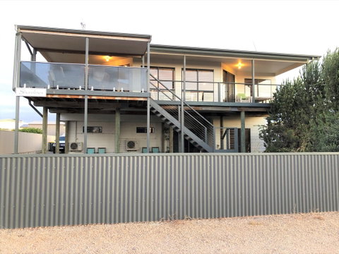 Shorelines - Accommodation Australia 0